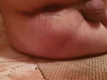 Sissy teen crossdresser Sasha Earth fuck at home different anal sex toys in bathroom